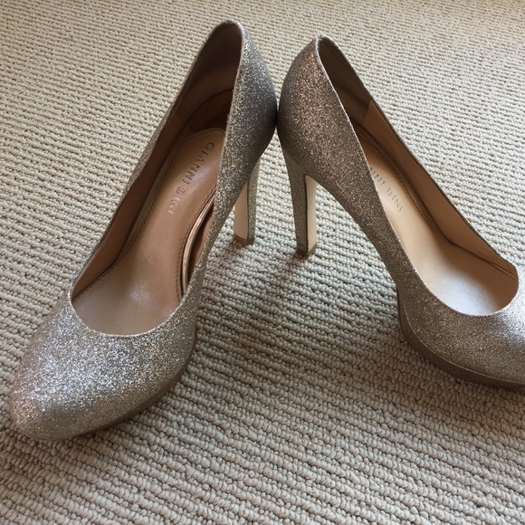 Gianni Bini Shoes - Gianni Bini Beige Glittery Heels - Note the scuff!